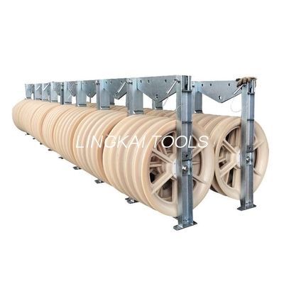 Conductor de nylon Stringing Blocks de la polea acanalada 60KN 660M M de la bujía métrica