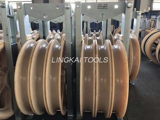 línea de transmisión de nylon de la polea acanalada 80kN conductor Stringing Blocks OD660mm